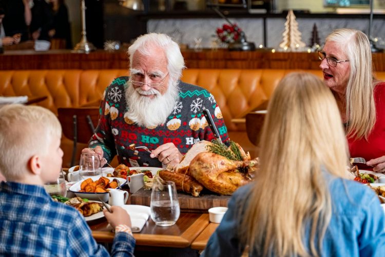 How Apps and Wearables Can Help You Stay Healthy During the Festive Seasons